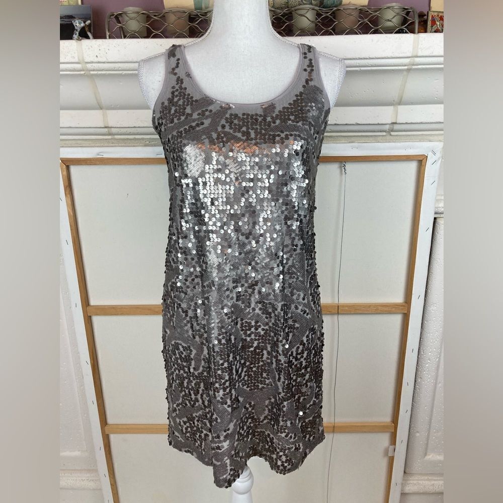Silver Sequined Dress fully lined utterly stunning evening cocktail party dress